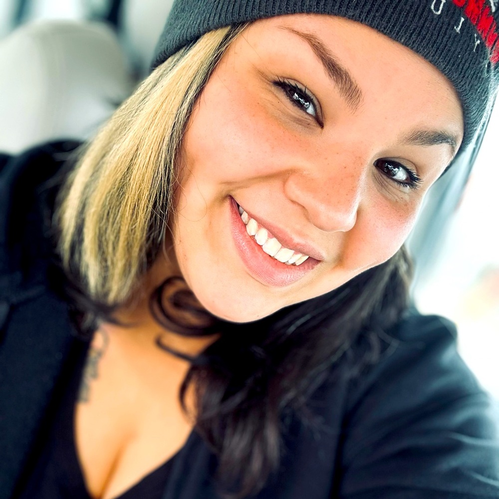 Meet your Posher, Jasmine!